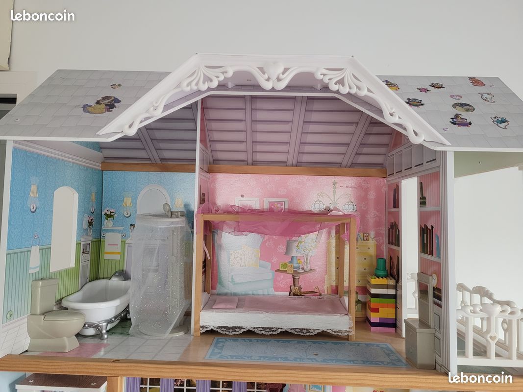 Maison de poupées Kaylee KidKraft en bon état (image 4)