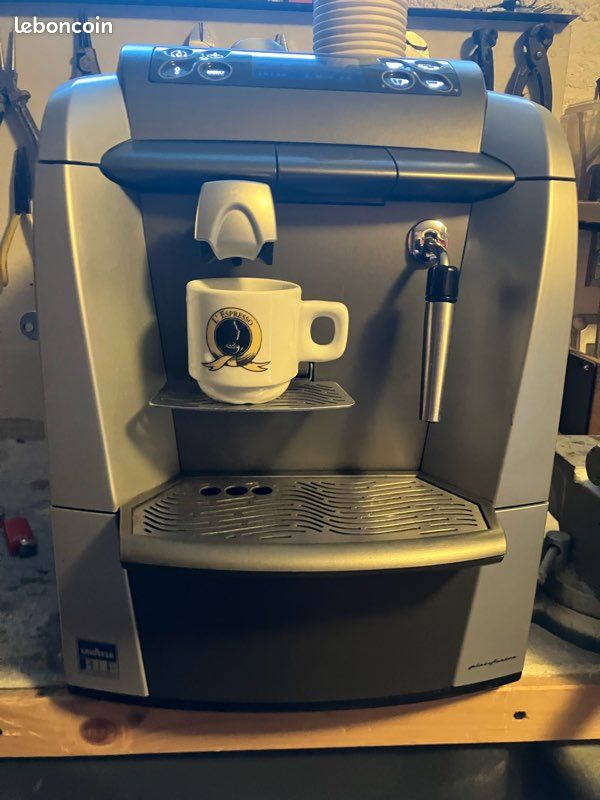 Cafetière LB 2300 professionnel- Lavazza Blue (image 1)