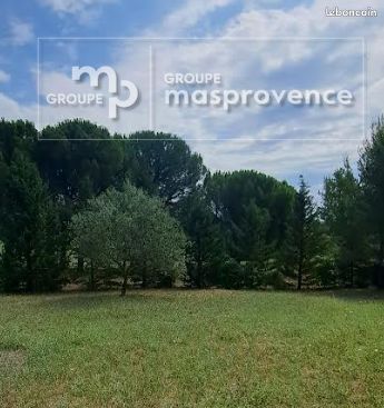 Terrain à bâtir de 1200 m² à SARRIANS (84) · 189 000 €