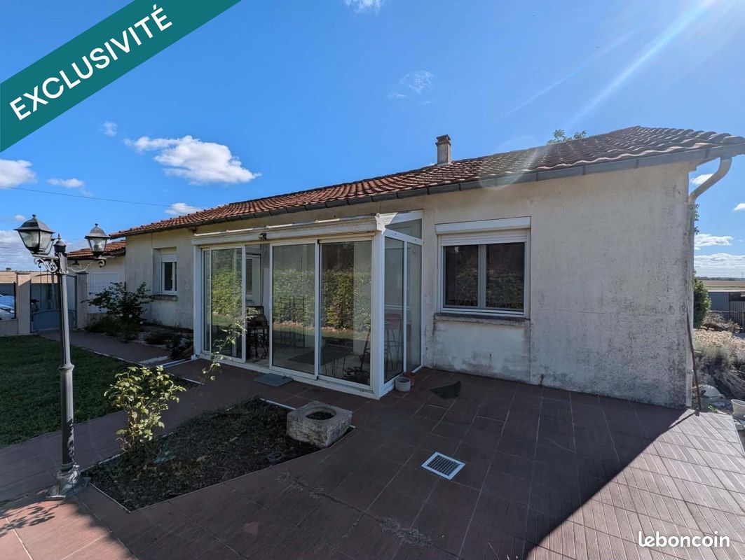 Maison 4 pièces 103 m² · à Prahecq · 103 m² · 140 000 €