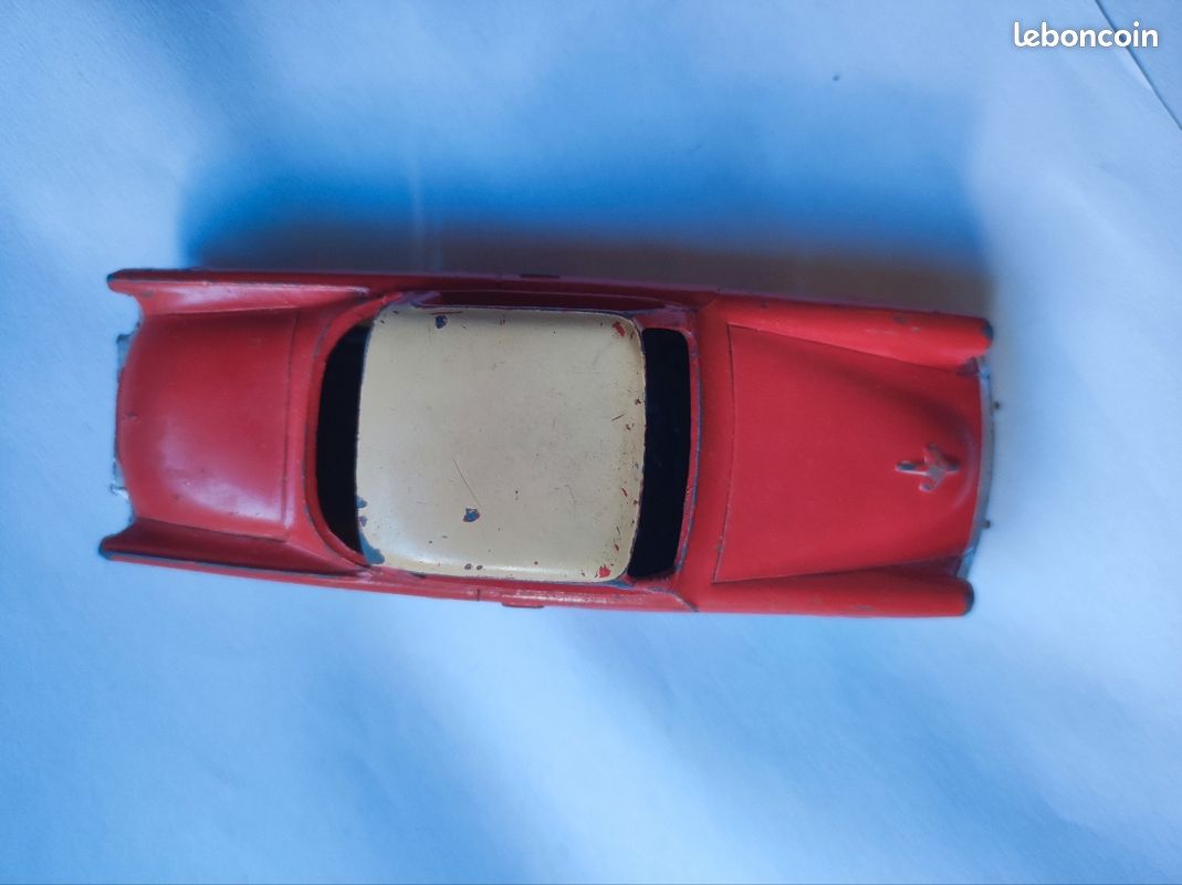 Voiture Jouet Dinky Toys N°24Y Studebaker Commander - Vintage, Échelle 1:43 - Fabriqué En France