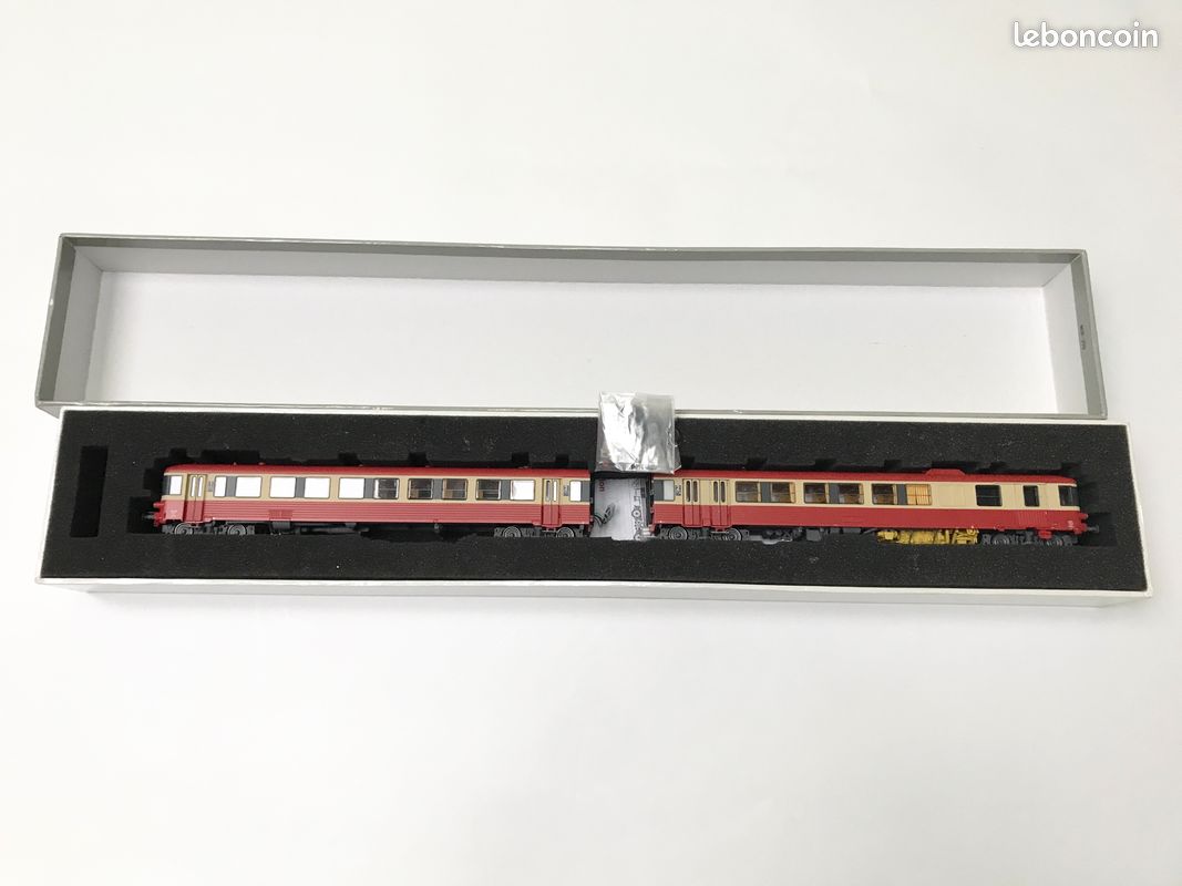 LS MODELS 10031 HO - Autorail EAD TR X4500 avec XR