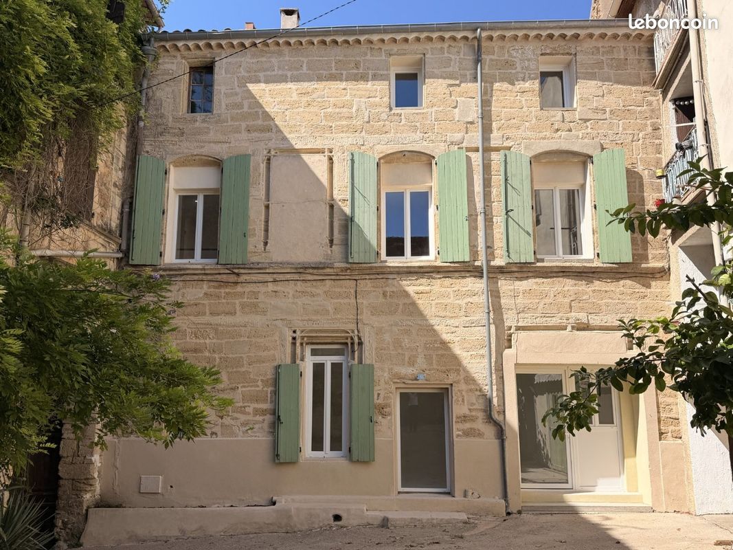 Maison 7 pièces 200 m² · à Roujan · 200 m² · 229 000 €