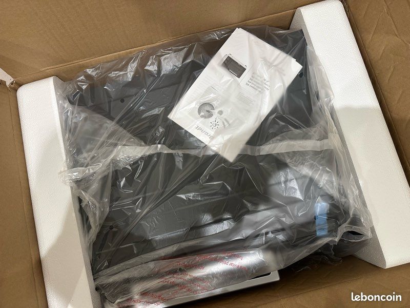 Four Brandt Noir Grande Capacité, Modèle FC 602 MUB, Chaleur Tournante, Neuf Sous Carton