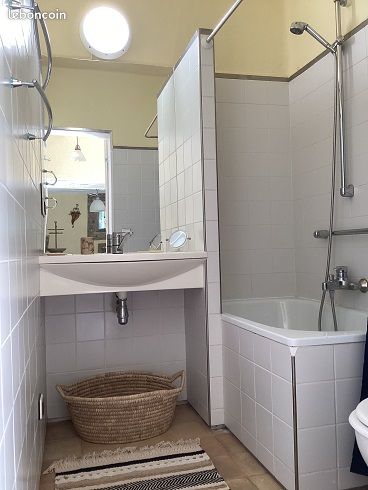 Gîte 3 personnes avec piscine en bordure des Cévennes (image 11)