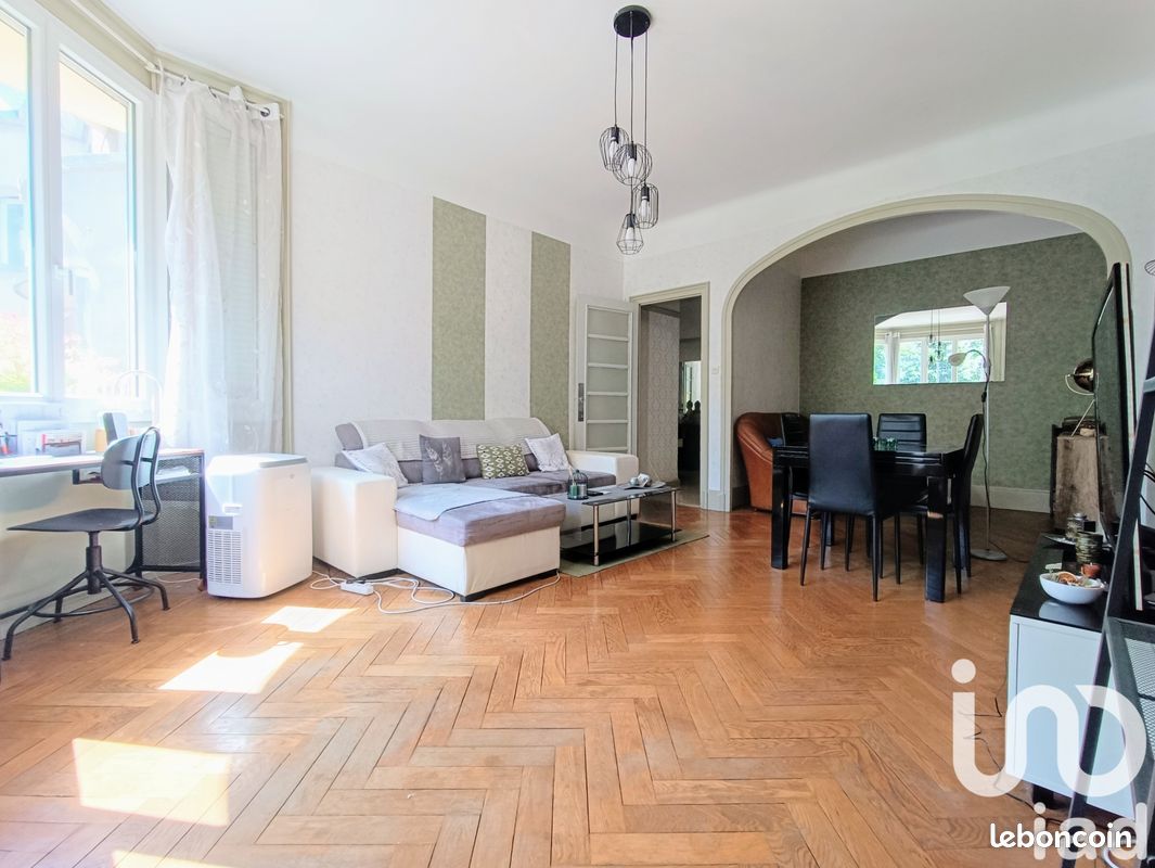 Appartement 3 pièces 78 m² · à Saint-Étienne · 78 m² · 79 000 €