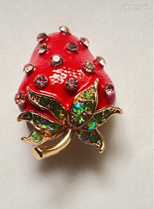 AUX BIJOUX ANCIENS - BIJOUTERIE BOUCHET - Broches - Broche feuilles années 1950