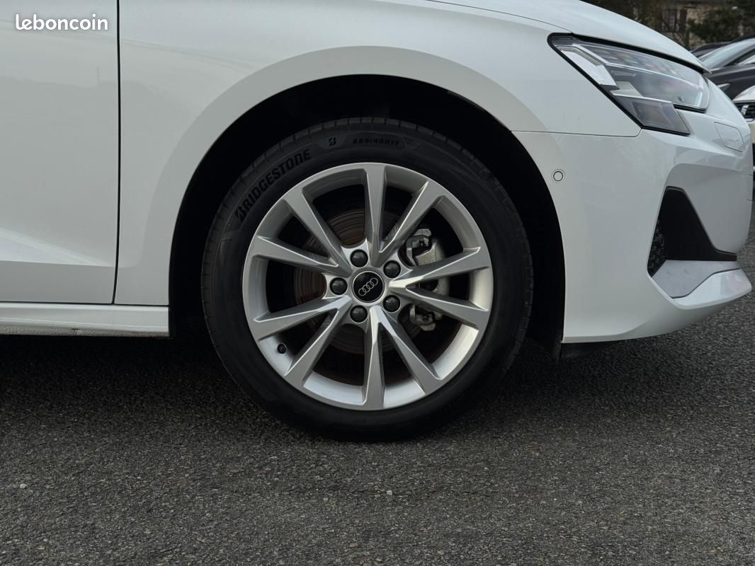 Audi A3 Berline TFSI Mild Hybrid 116 S tronic 7 Design (image 21)