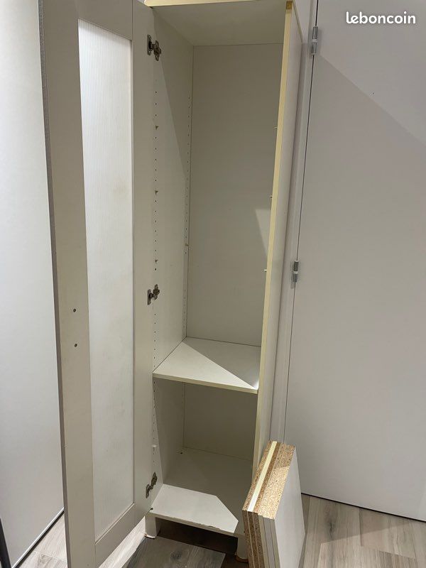 Meuble à rangement (image 1)