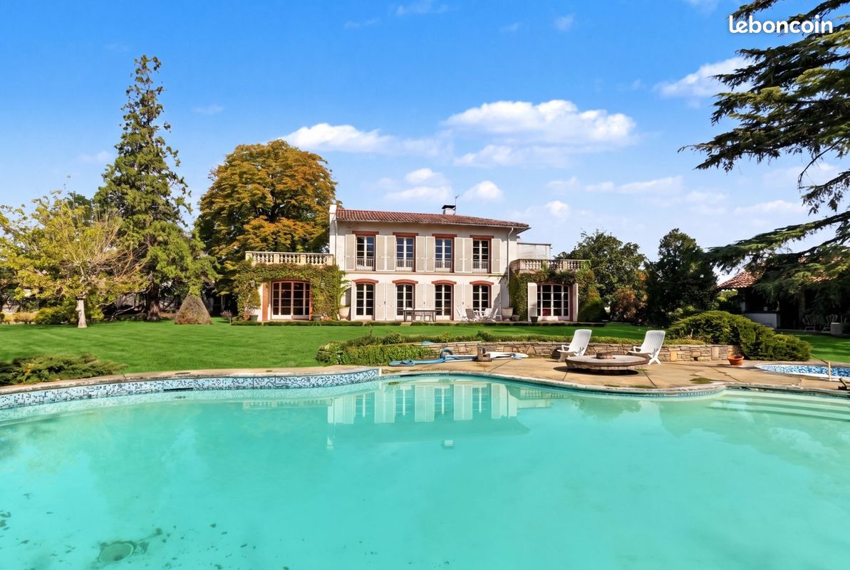 Maison 8 pièces 316 m² · à Toulouse · 316 m² · 620 000 €
