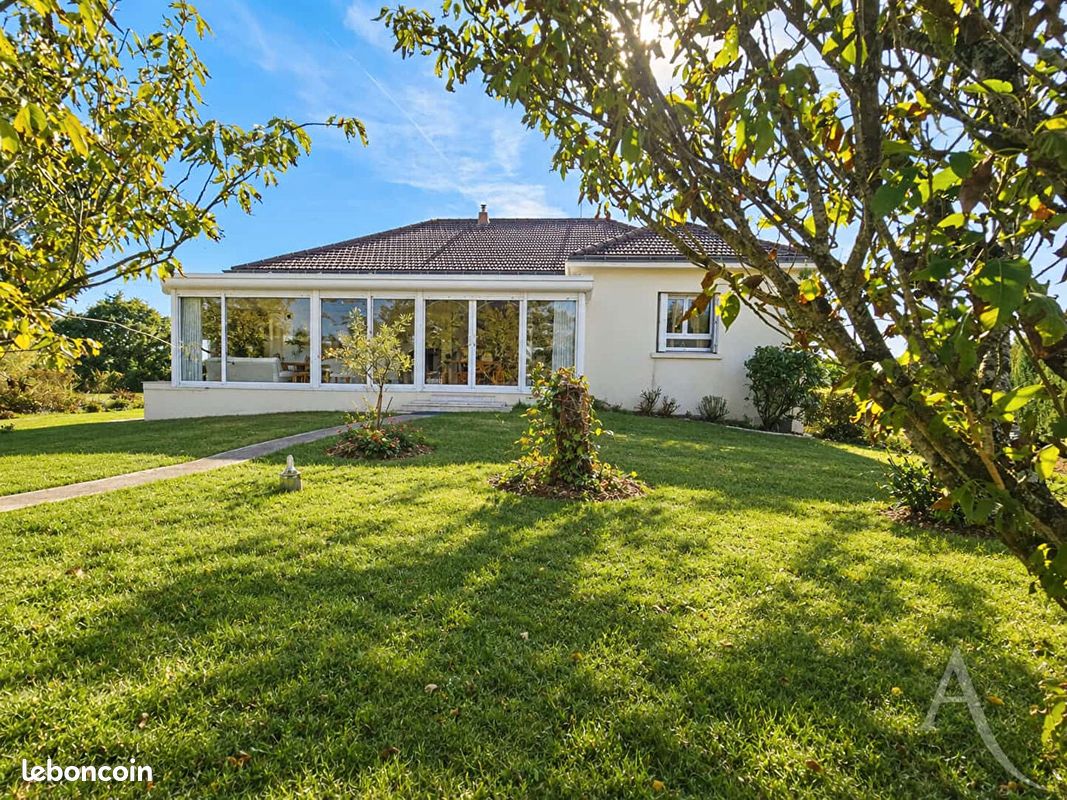 Maison 6 pièces 125 m² · à Legé · 125 m² · 183 000 €