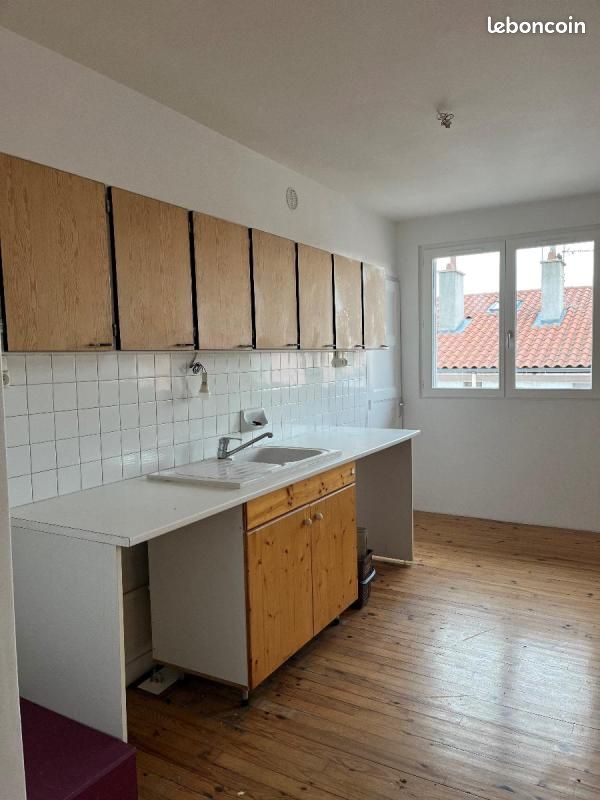 Appartement 2 pièces 41 m² · à Saint-Genest-Lerpt · 41 m² · 430 €