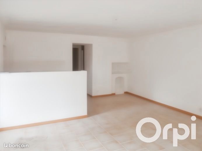 Maison 2 pièces 70 m² · à Saint-Paulet-de-Caisson · 70 m² · 560 €