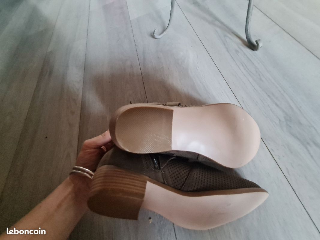 Bottine noire ou kaki (image 7)