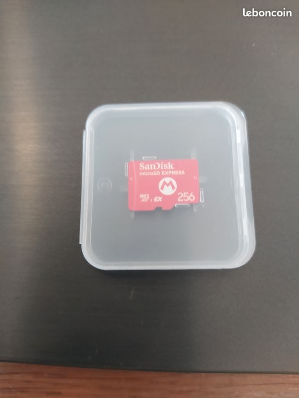 Amazon : carte micro SDXC SanDisk 256 Go + adaptateur SD à 30,39