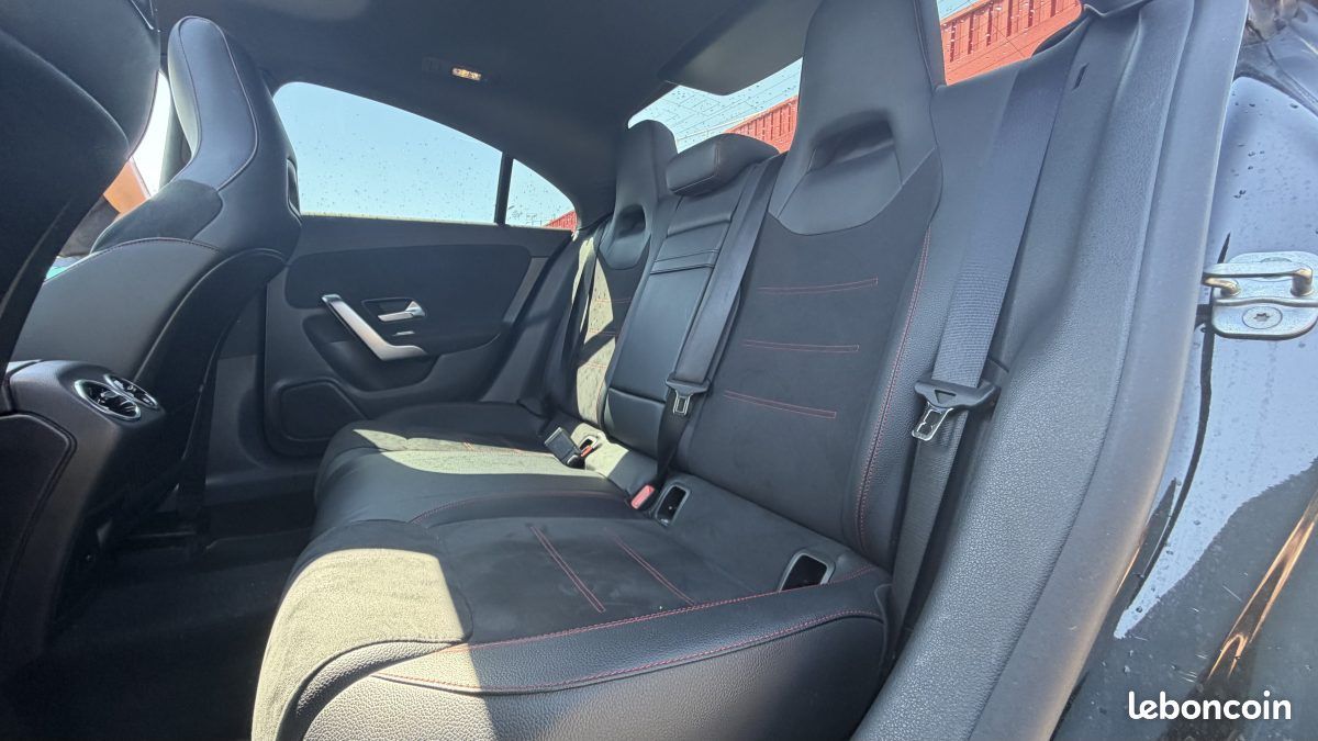 MERCEDES CLASSE CLA 200D 150ch AMG LINE 8G-DCT 2022 (image 11)