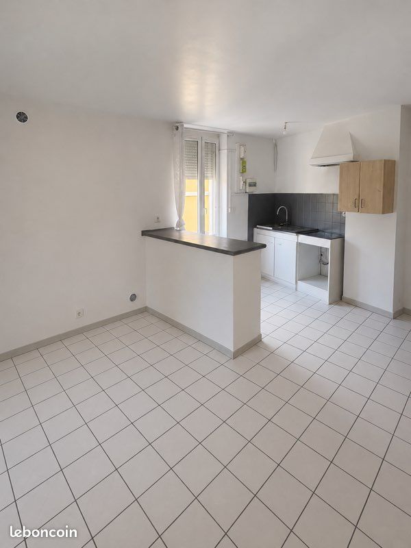Appartement 2 pièces 55 m² · à Marseille · 55 m² · 699 €