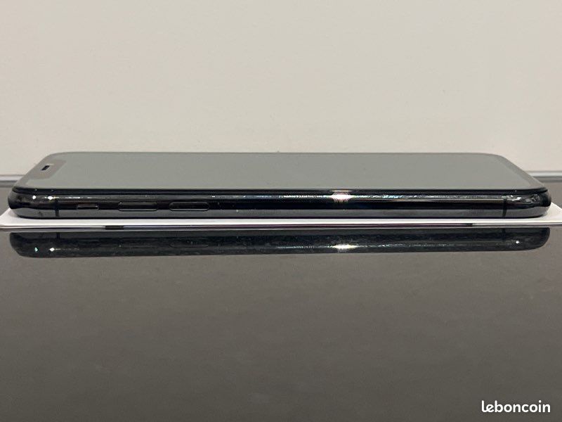 IPhone Xs Gris sidéral (image 2)