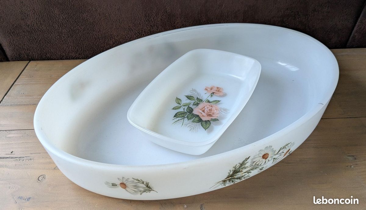 1 PLAT creux FLEURS marguerites 570123 ARCOPAL FRANCE Blanc Faïence