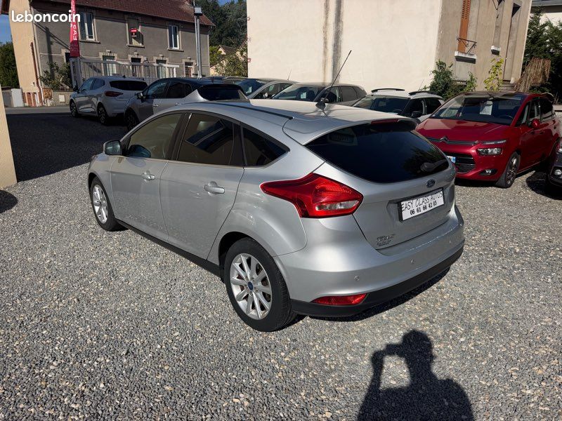 Ford FOCUS TITANIUM 1.0 125ch GPS/LED/RADAR AR/JA (image 4)