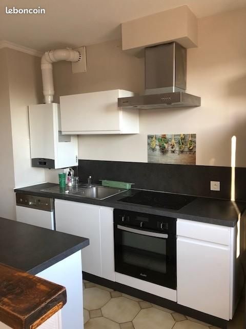 Appartement 5 pièces 107 m² · à Saint-Étienne · 107 m² · 730 €/mois