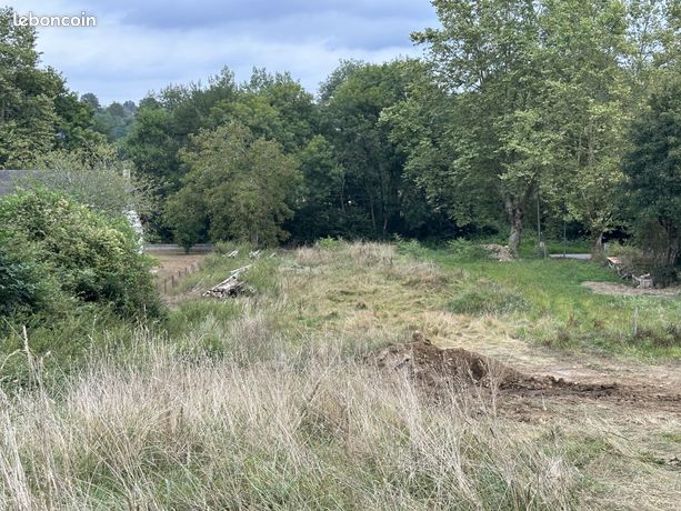 Terrain 1006 m² Moumour