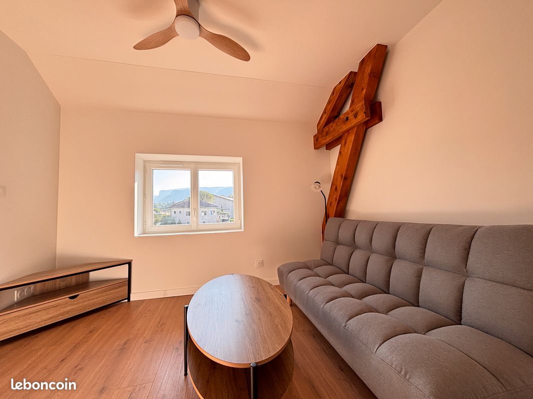 Appartement 1 pièce 30 m² · à Saint-Jean-en-Royans · 30 m² · 570 €/mois