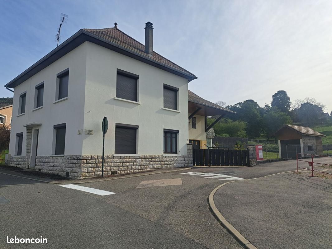 Maison 7 pièces 169 m² · à Saint-Sulpice-des-Rivoires · 169 m² · 279 000 €