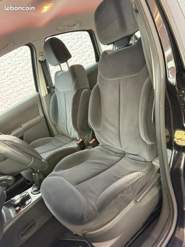 Citroën C3 1.6 i 16V 110 CV. Phase 2 (image 6)