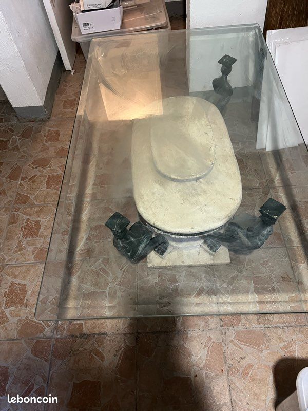 Table basse en marbre et fer forgé (image 1)