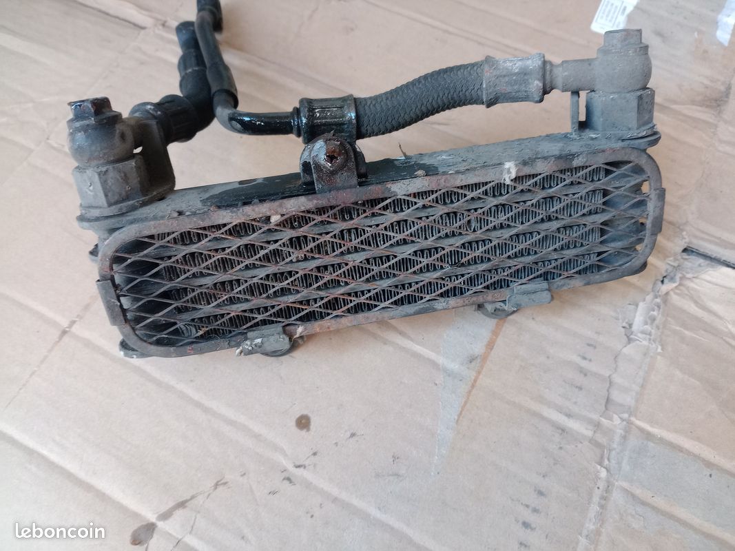 Radiateur d'huile SV 650 (image 1)