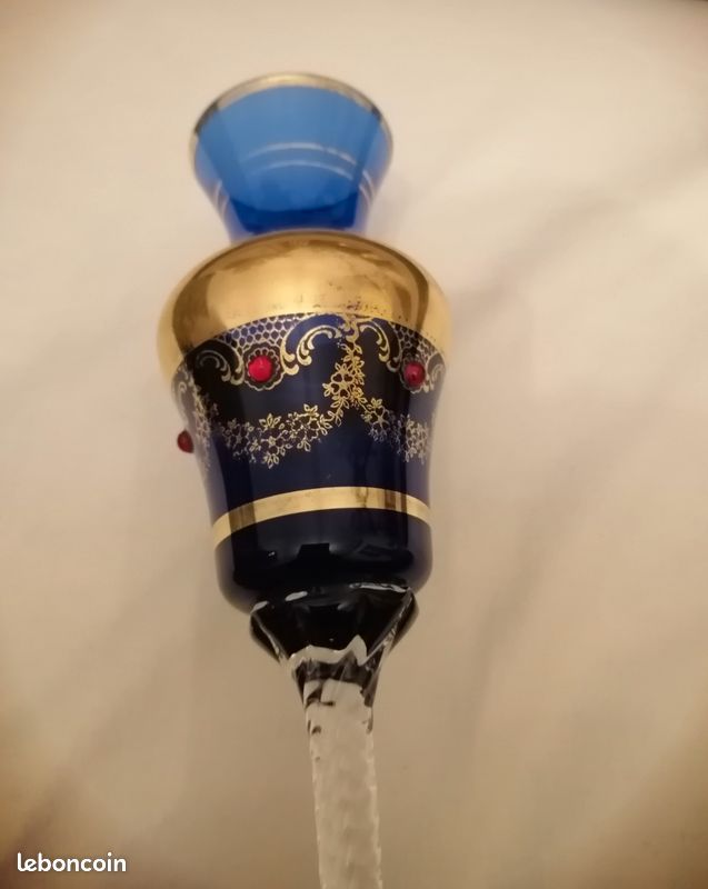 Vase sur pied (image 4)
