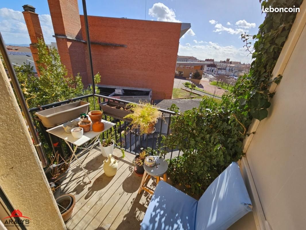 Appartement 5 pièces 138 m² · à Roanne · 138 m² · 950 €