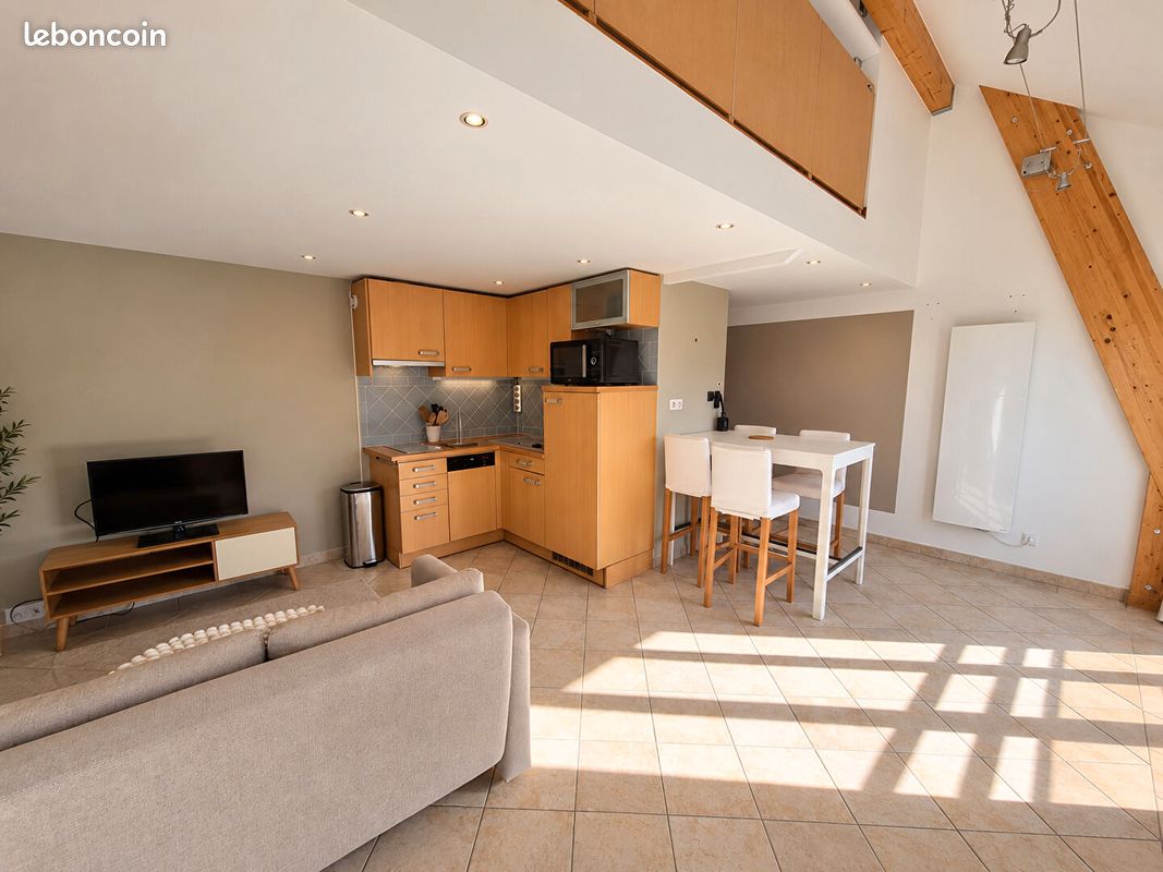 Appartement 2 pièces 47 m² · à Émerainville · 47 m² · 980 €/mois