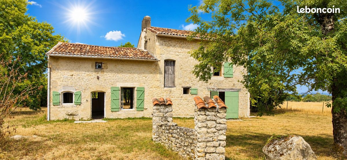 Maison 4 pièces 140 m² · à Néré · 140 m² · 88 000 €