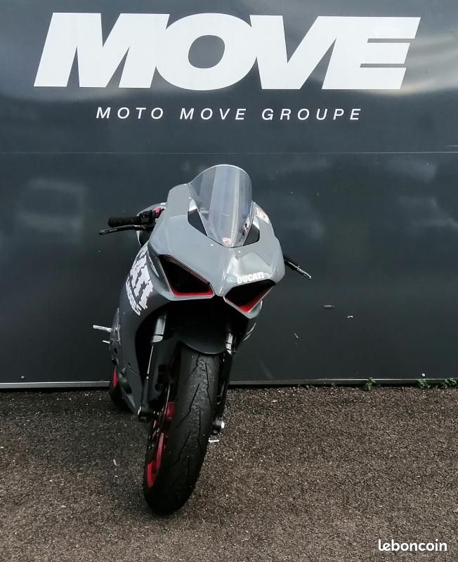 Ducati PANIGALE V2 BLANCHE AKRAPOVIC PISTE ET ROUTE 959 cm3 (image 3)