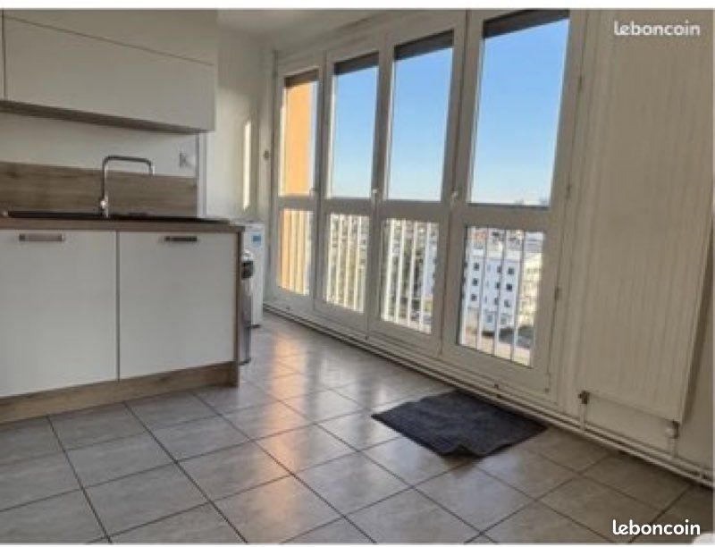 Appartement 3 pièces 93 m² · à Laxou · 92,8 m² · 148 000 €