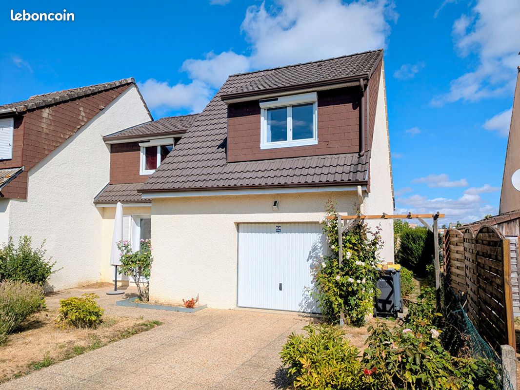 Maison 5 pièces 95 m² · à Angerville-la-Campagne · 95 m² · 206 000 €