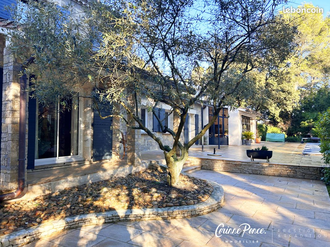 Maison 4 pièces 155 m² · à Nîmes · 155 m² · 598 000 €