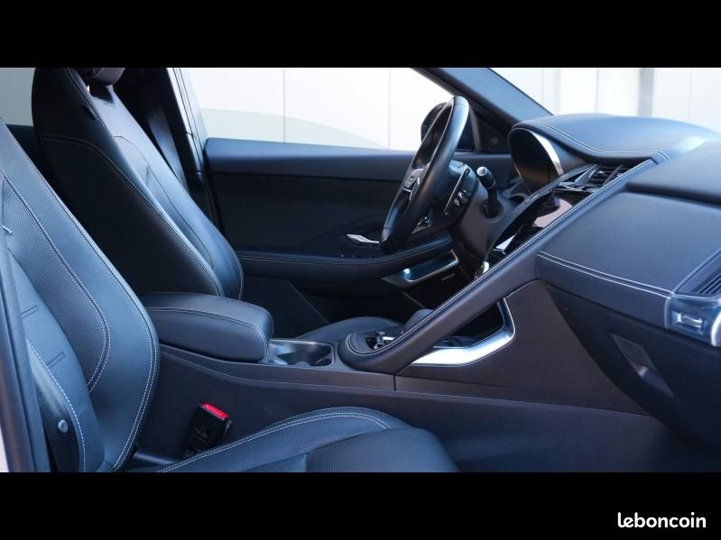 Jaguar E-Pace P200 FlexFuel MHEV 200ch R-Dynamic HSE (image 9)