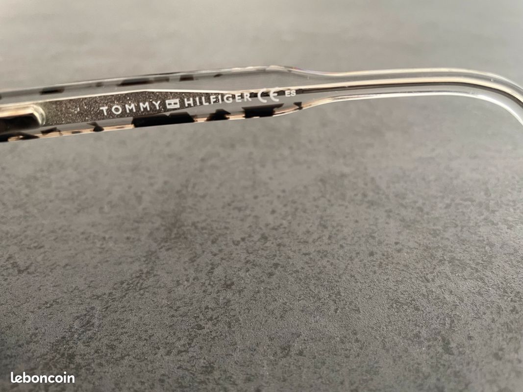 Lunettes de vue Tommy Hilfiger (image 4)