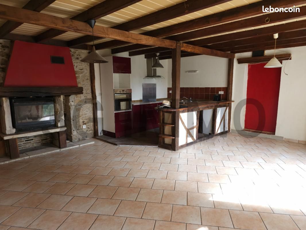Maison 4 pièces 141 m² - Thénezay 79390 (image principale 3)