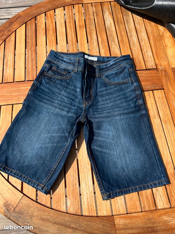 Bermuda en Jean Kiabi garçon Taille 12 ans (image 1)