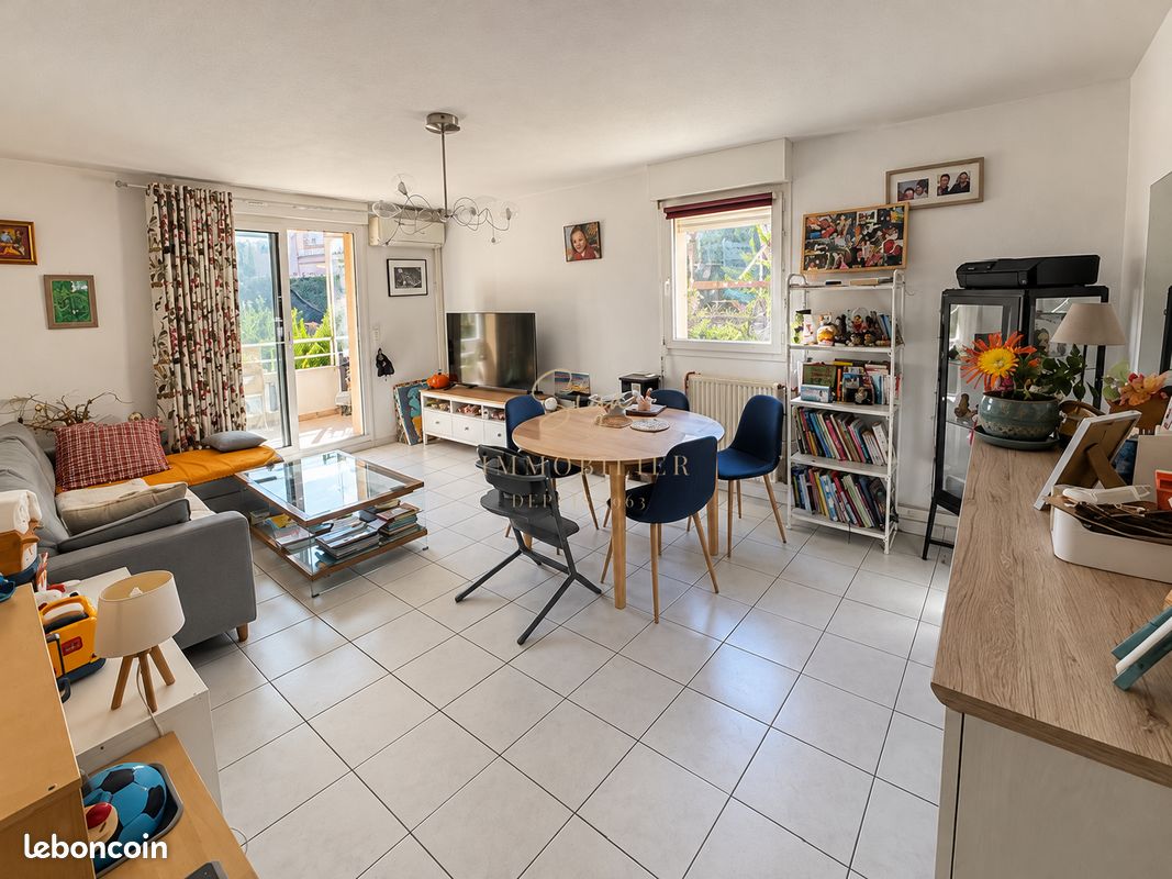 Appartement 3 pièces 75 m² · à Aubagne · 75 m² · 239 000 €