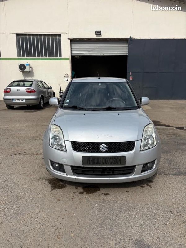 Suzuki Swift 1.3 90 GL (image 5)