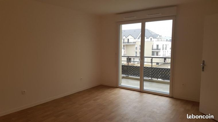Studio 1 pièce 27 m²