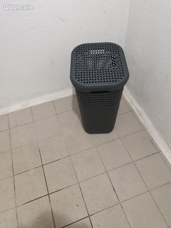 Panier à linge (image 1)