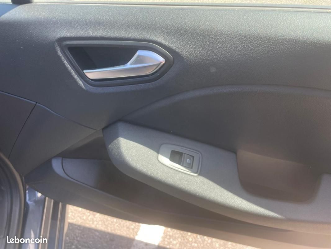 Renault Clio V TCE 90CV BUSINESS (image 24)
