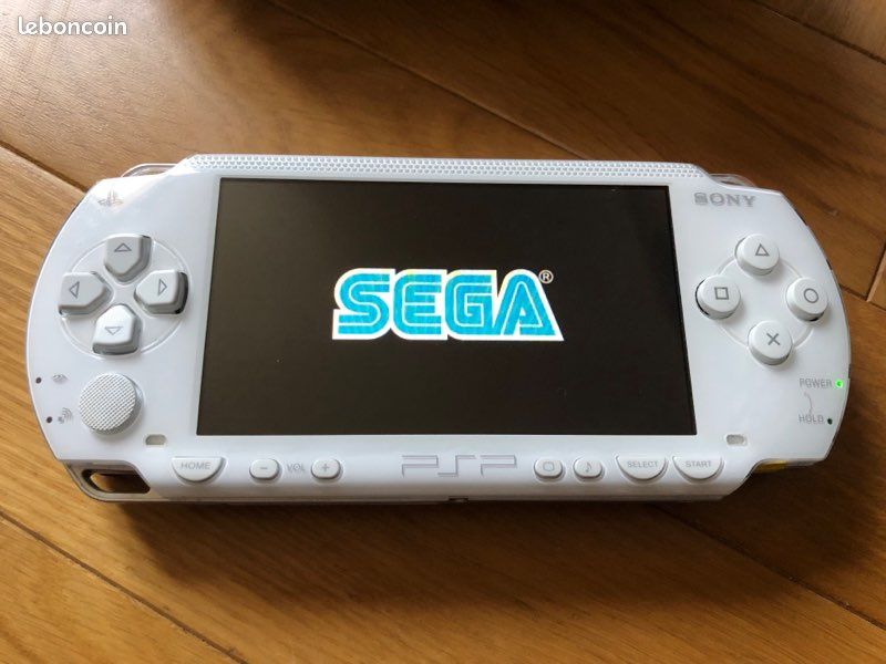 Console Sony PSP 1004 – Noir – Occasion – Chargeur Et Jeux ? (à Vérifier)
