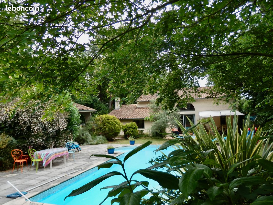 Maison 8 pièces 160 m² · à Canéjan · 160 m² · 696 000 €